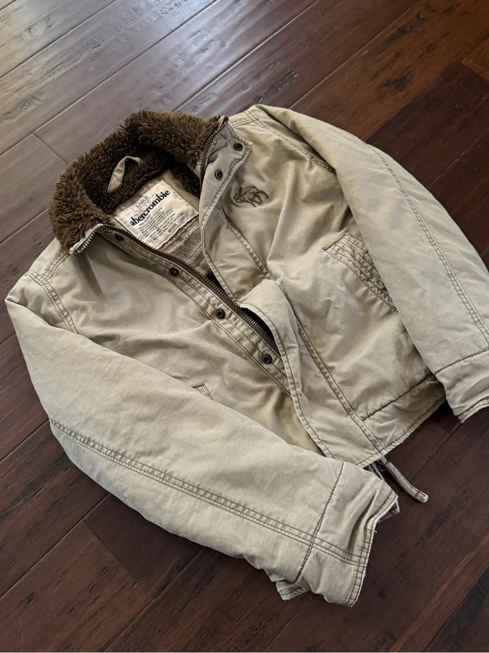 Abercrombie & Fitch Men's Khaki Jacket with Brown Sherpa Collar